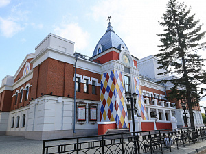 Алтайский государственный театр кукол «Сказка»